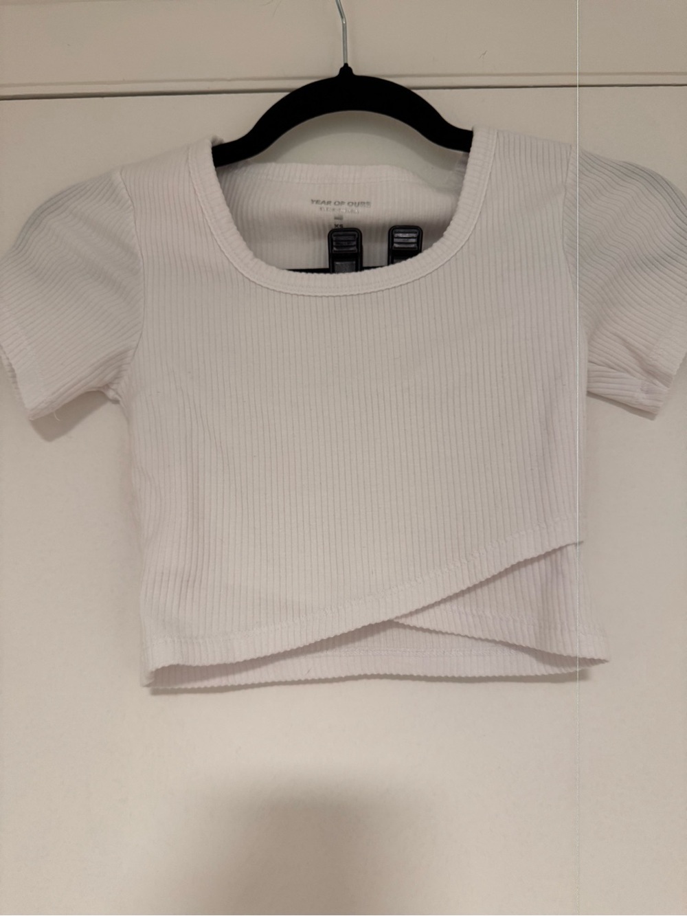 YEAR OF OURS CRISS CROSS SHORT SLEEVE CROP TOP- WHITE SIZE XS